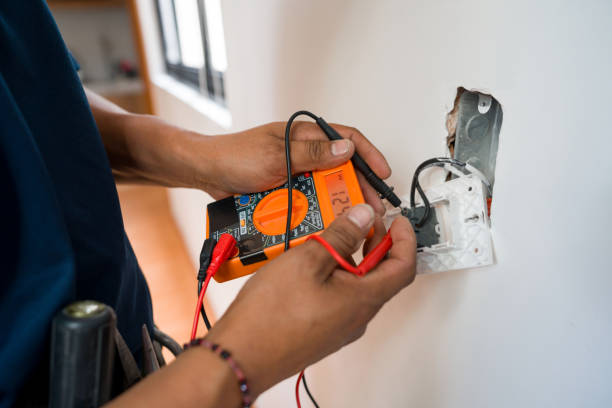 Best Circuit Breaker Repair  in Pinewood Estates, TX
